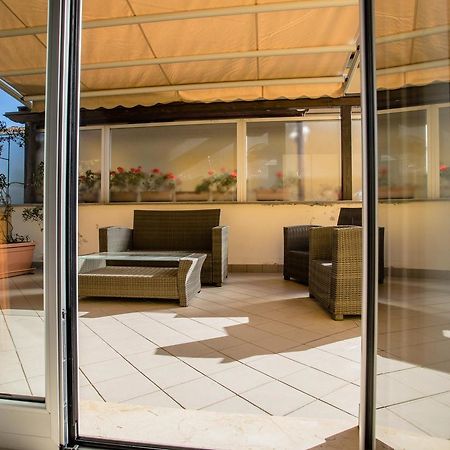 Terrazza Di Pinerolo Leilighet Eksteriør bilde